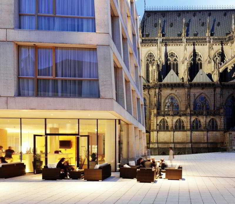 לינץ Hotel Am Domplatz - Adult Only מראה חיצוני תמונה